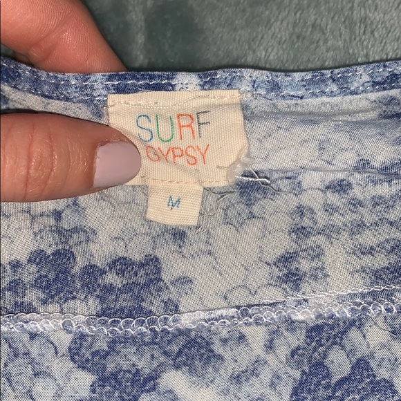 Flowy top! - Picture 3 of 4